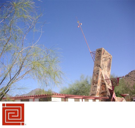 Taliesin West. Reproducción de uno de los logos de Wright