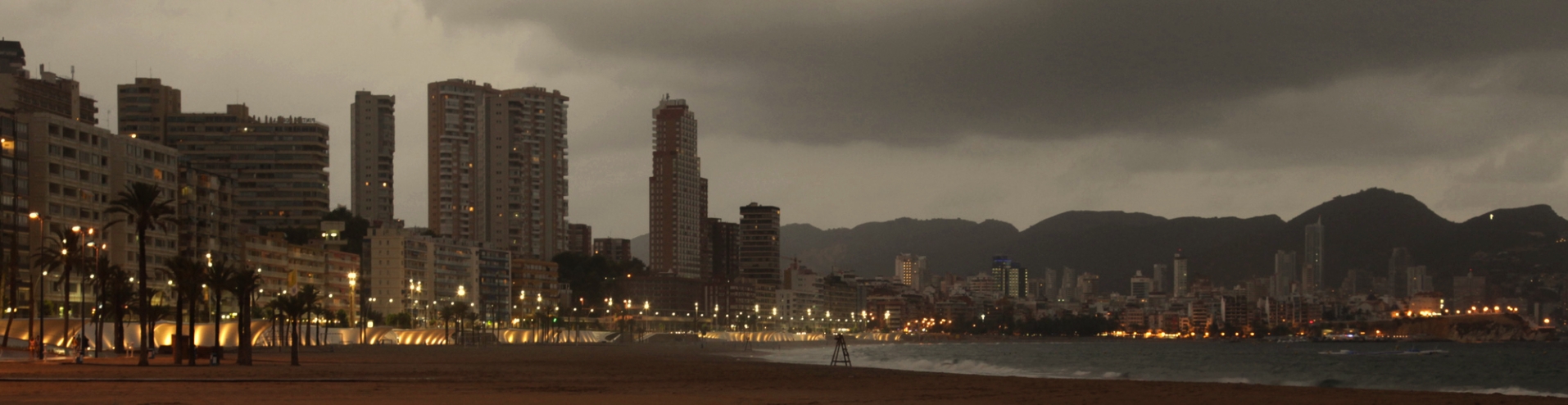 Paseo Marítimo Benidorm - nocturno 01